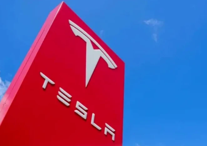 Stellantis annoncerer, at det vil vedtage Tesla -opladningsstandarder i Norda...